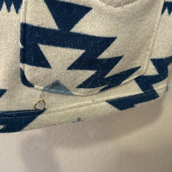 Levis Aztec Sweater - Picture 3 of 4